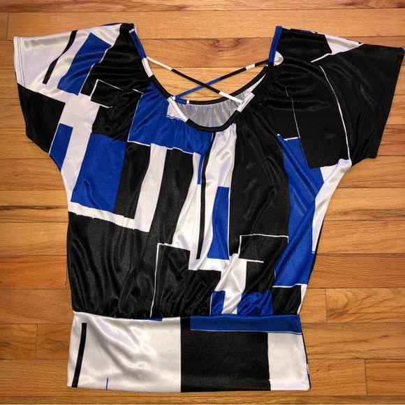 Top - Picture 3 of 4